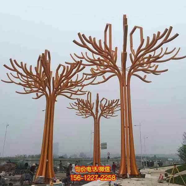 抽象不銹鋼雕塑，點綴園林景觀