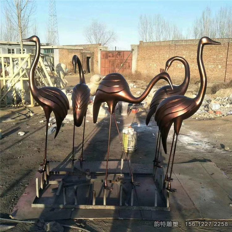 3753039622